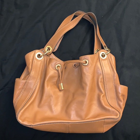 Michael Kors - tan leather bag and wallet set - Picture 2 of 9